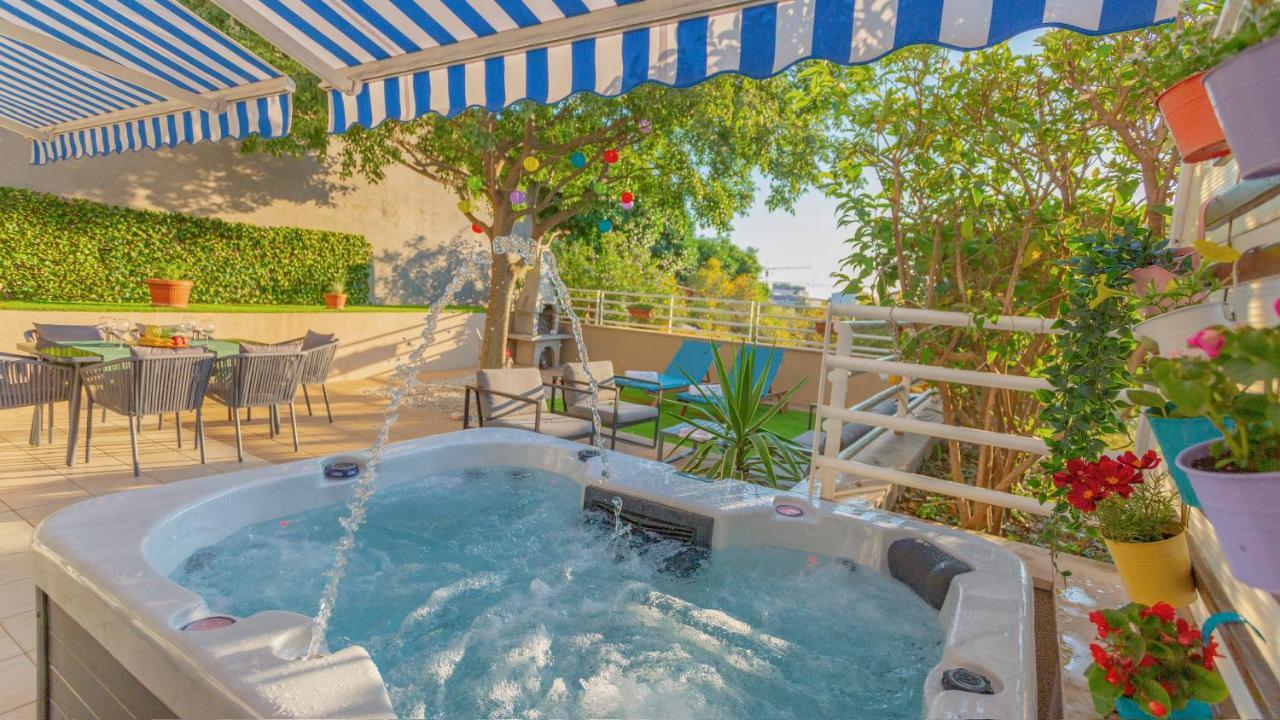 New Delux Green Garden Apartment With Hotube **** سبليت المظهر الخارجي الصورة