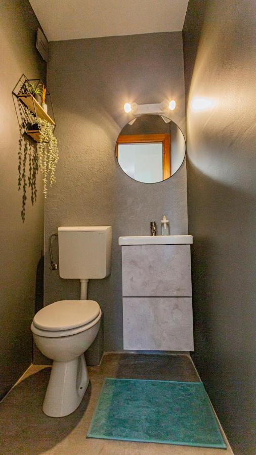 New Delux Green Garden Apartment With Hotube **** سبليت المظهر الخارجي الصورة