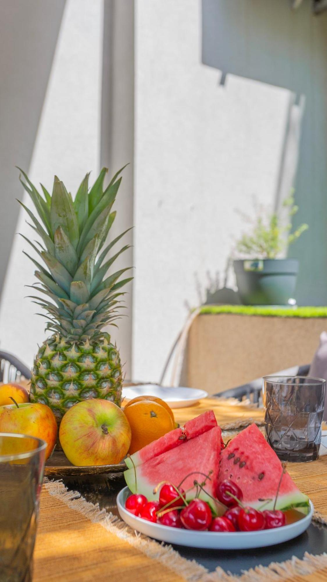 New Delux Green Garden Apartment With Hotube **** سبليت المظهر الخارجي الصورة
