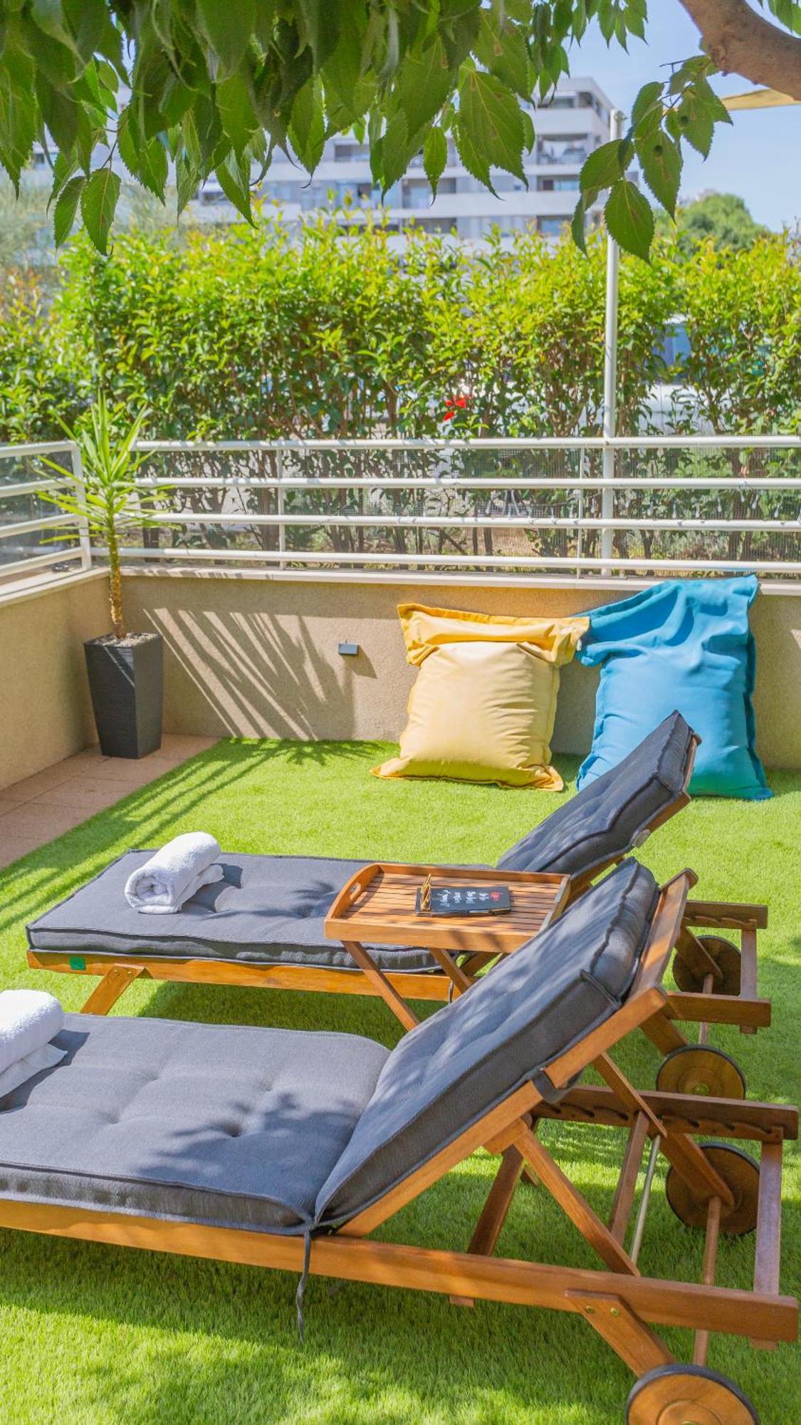 New Delux Green Garden Apartment With Hotube **** سبليت المظهر الخارجي الصورة