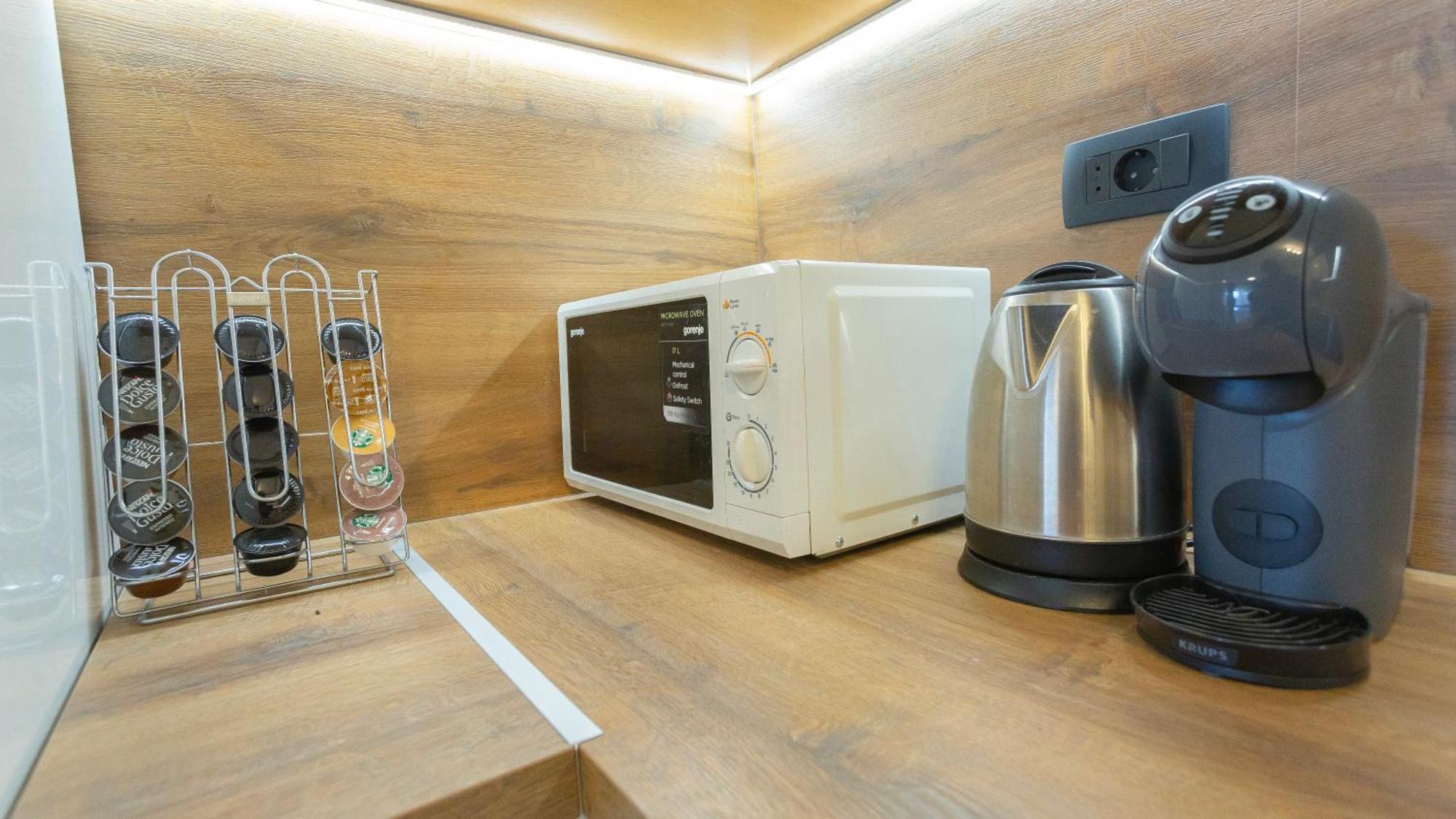New Delux Green Garden Apartment With Hotube **** سبليت المظهر الخارجي الصورة